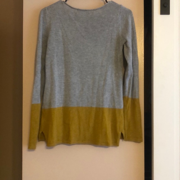 Sweater - Picture 2 of 2